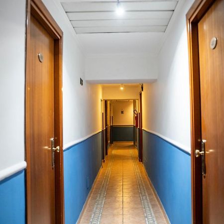 רומא Hotel Ferrarese מראה חיצוני תמונה